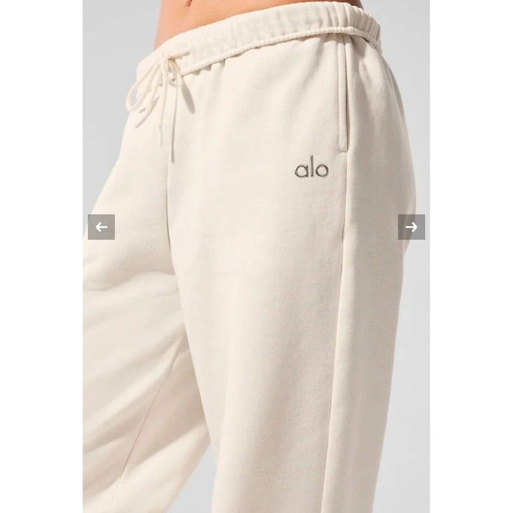 ALO YOGA ACCOLADE ATHELEISURE GORPCORE GYM STREETWEAR Y2K MINIMALIST